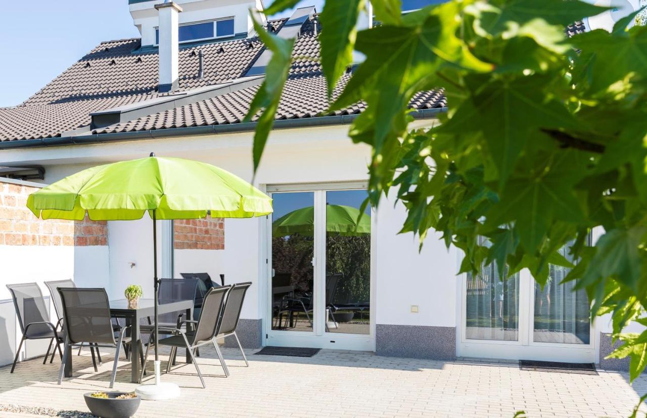Domizil Illmitz Villa Bagian luar foto