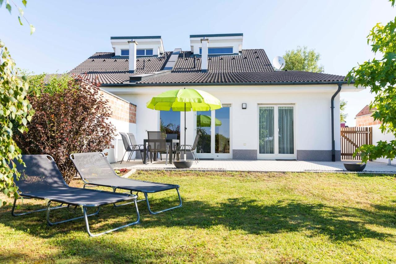 Domizil Illmitz Villa Bagian luar foto